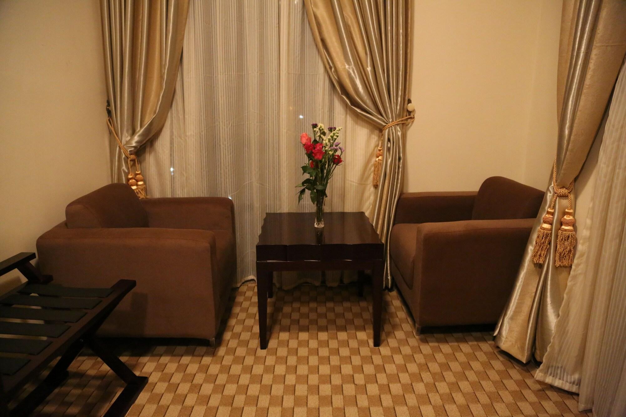 Caravan Hotel Adis Abeba Exterior foto